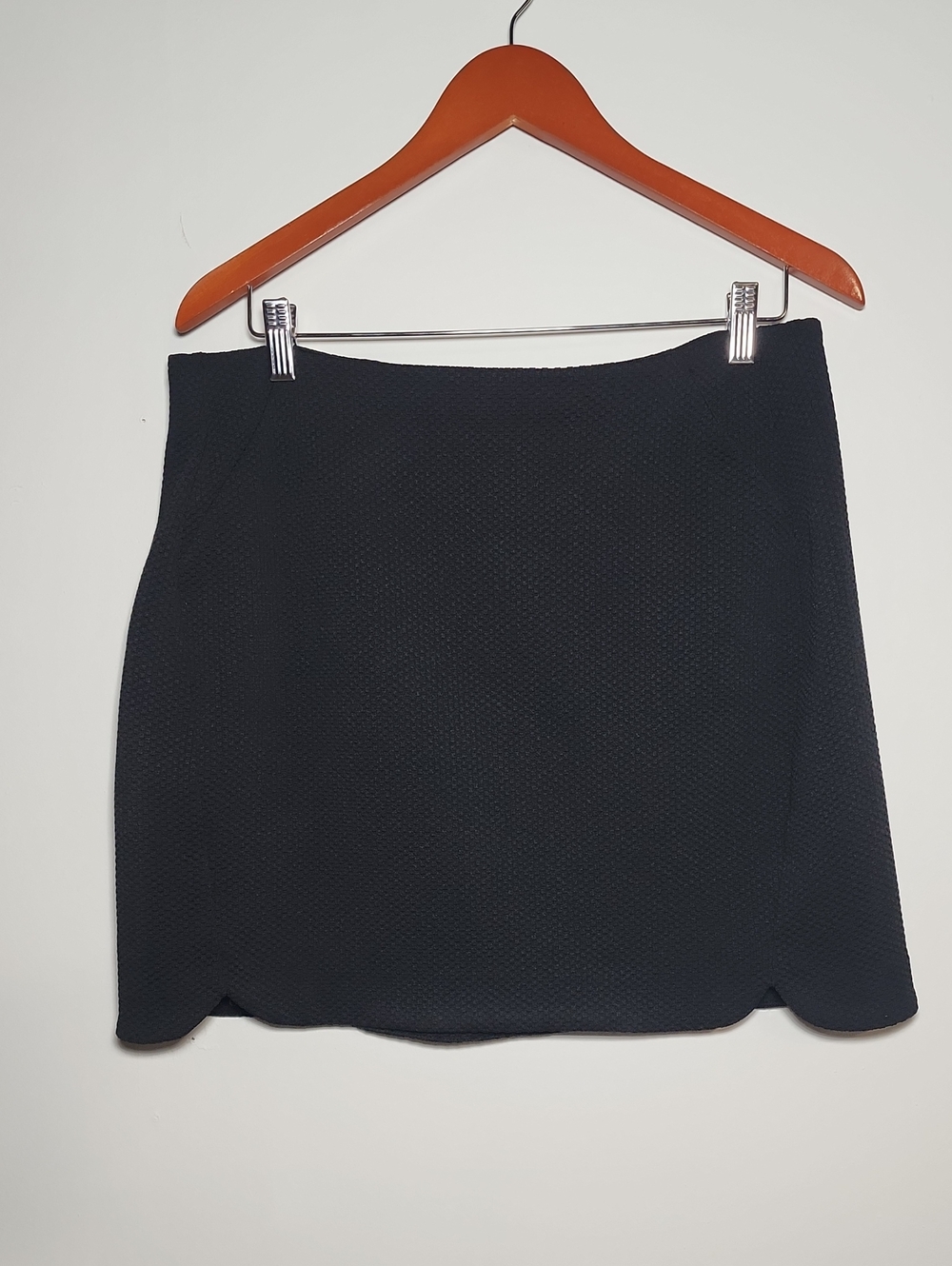 LC Lauren Conrad Black Textured Mini Skirt